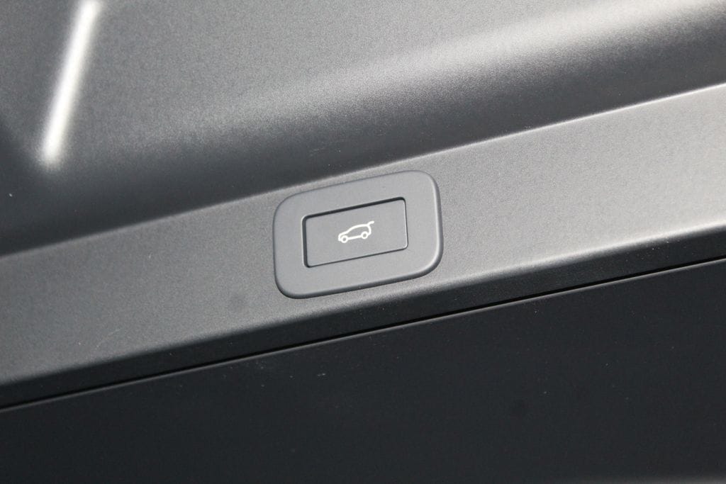 2026 Land Rover Range Rover SE - Photo 21