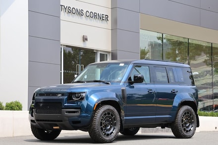2026 Land Rover Defender 110 Octa SUV
