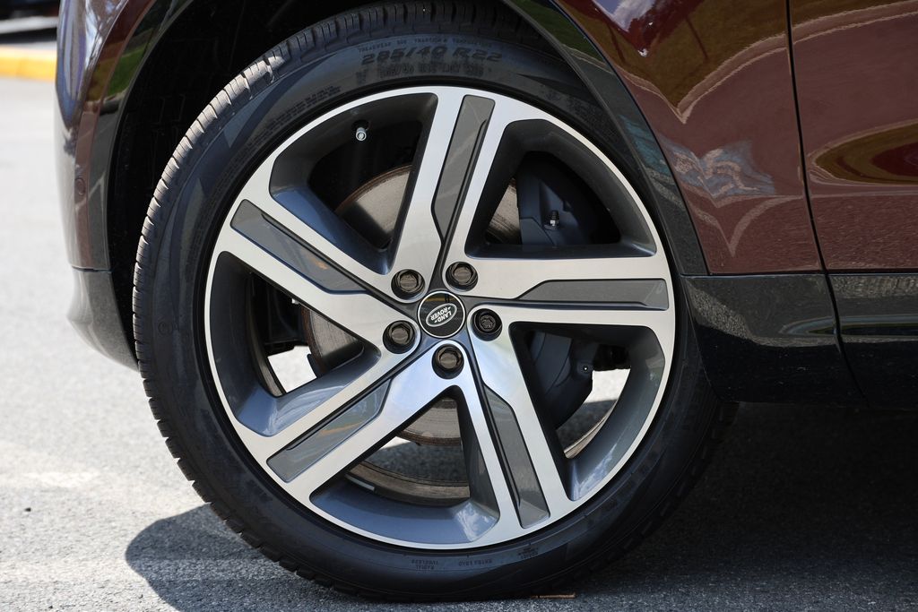 2026 Land Rover Discovery Gemini Edition - Photo 7