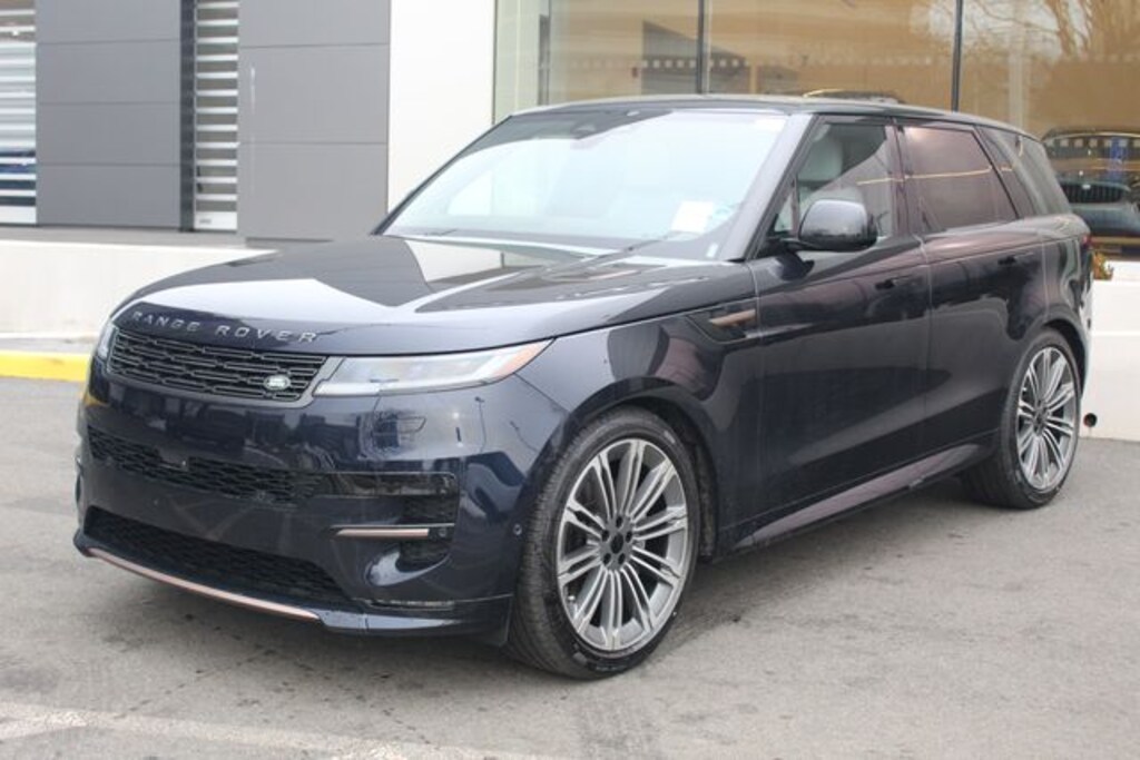New 2026 Land Rover Range Rover Sport Dynamic SE SUV