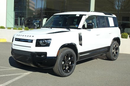 2026 Land Rover Defender 110 X-Dynamic SE SUV