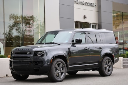 2026 Land Rover Defender 130 X-Dynamic SE SUV