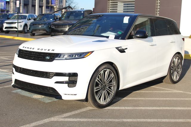 2025 Land Rover Range Rover Sport Dynamic SE's photo
