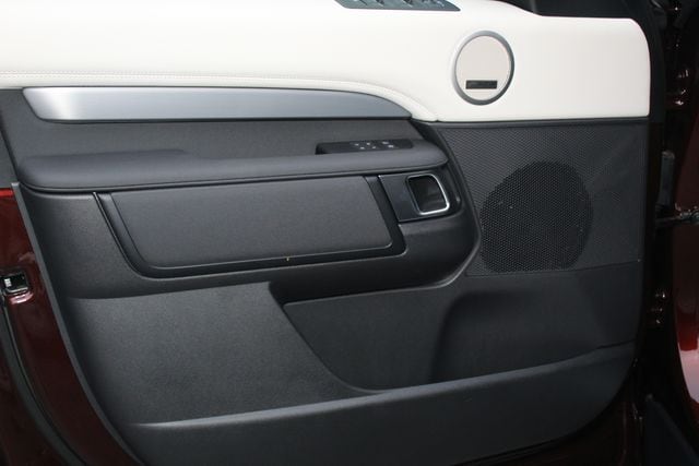 2026 Land Rover Discovery Gemini Edition - Photo 21
