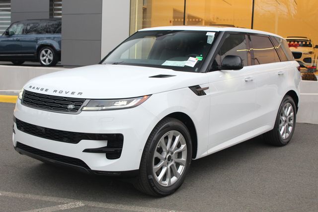 2026 Land Rover Range Rover Sport SE's photo