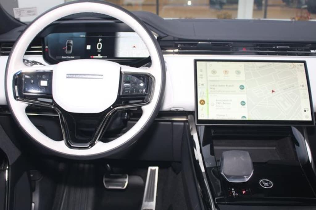 Certified 2025 Land Rover Range Rover Sport P400 Dynamic SE SUV