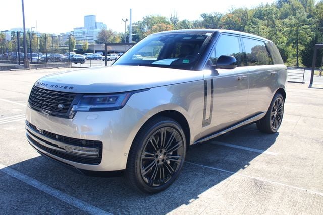2025 Land Rover Range Rover SUV 