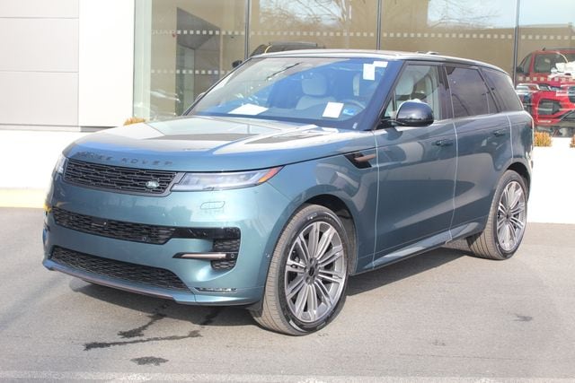2026 Land Rover Range Rover Sport Dynamic SE's photo