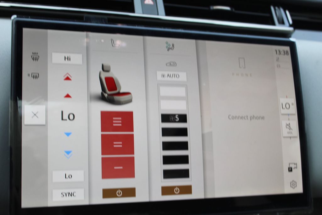 2026 Land Rover Range Rover Velar S - Photo 38