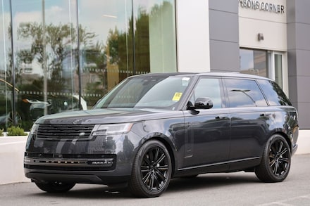 2026 Land Rover Range Rover SE SUV