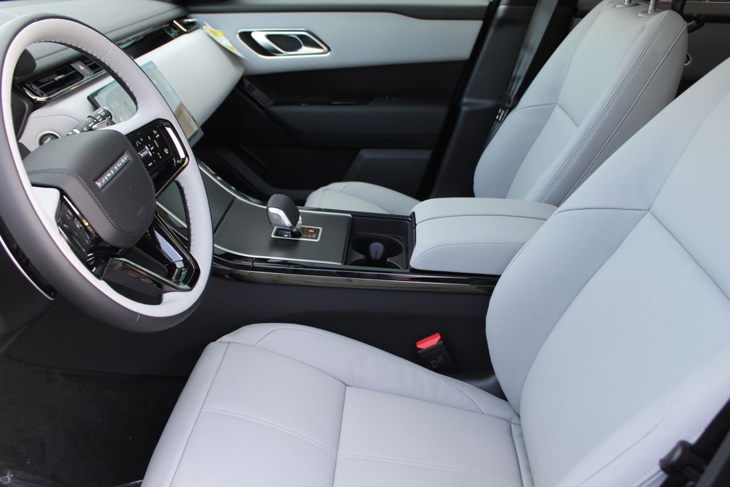 2026 Land Rover Range Rover Velar Dynamic SE - Photo 18