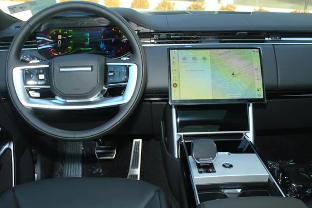 New 2026 Land Rover Range Rover SE SUV