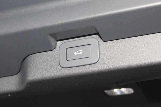 2026 Land Rover Discovery Gemini Edition - Photo 13