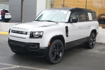 2026 Land Rover Defender 130 X-Dynamic SE SUV