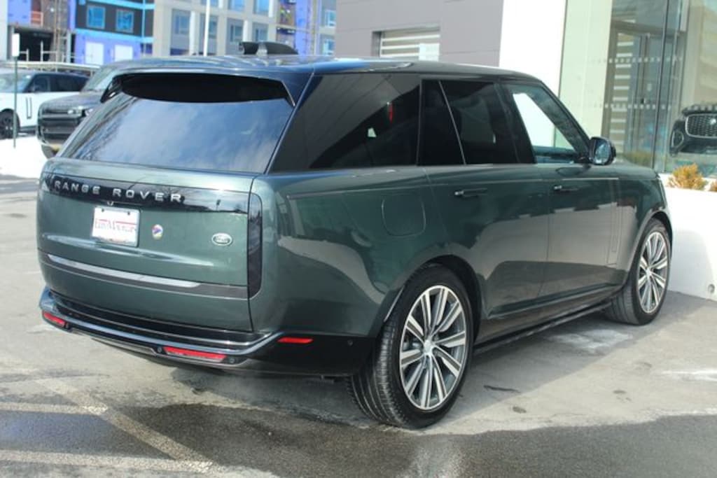 Used 2023 Land Rover Range Rover P400 SE SUV