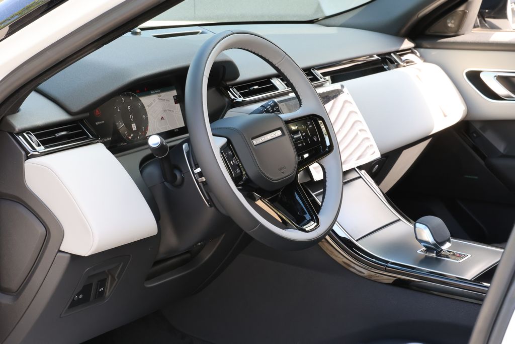 2026 Land Rover Range Rover Velar S - Photo 23