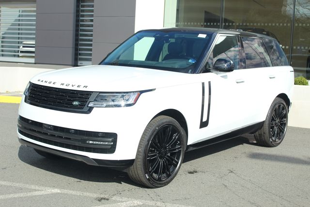 2026 Land Rover Range Rover SUV 