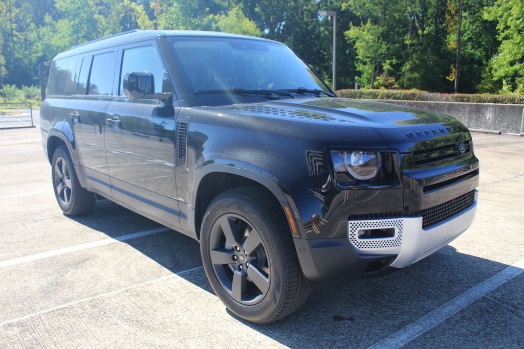 2025 Land Rover Defender S - Photo 10
