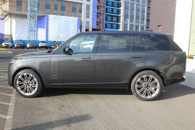 2026 Land Rover Range Rover SE - Photo 6