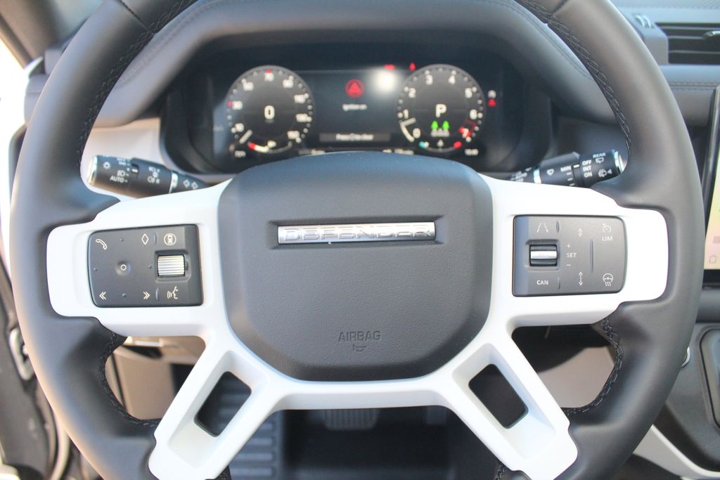 2025 Land Rover Defender S - Photo 17