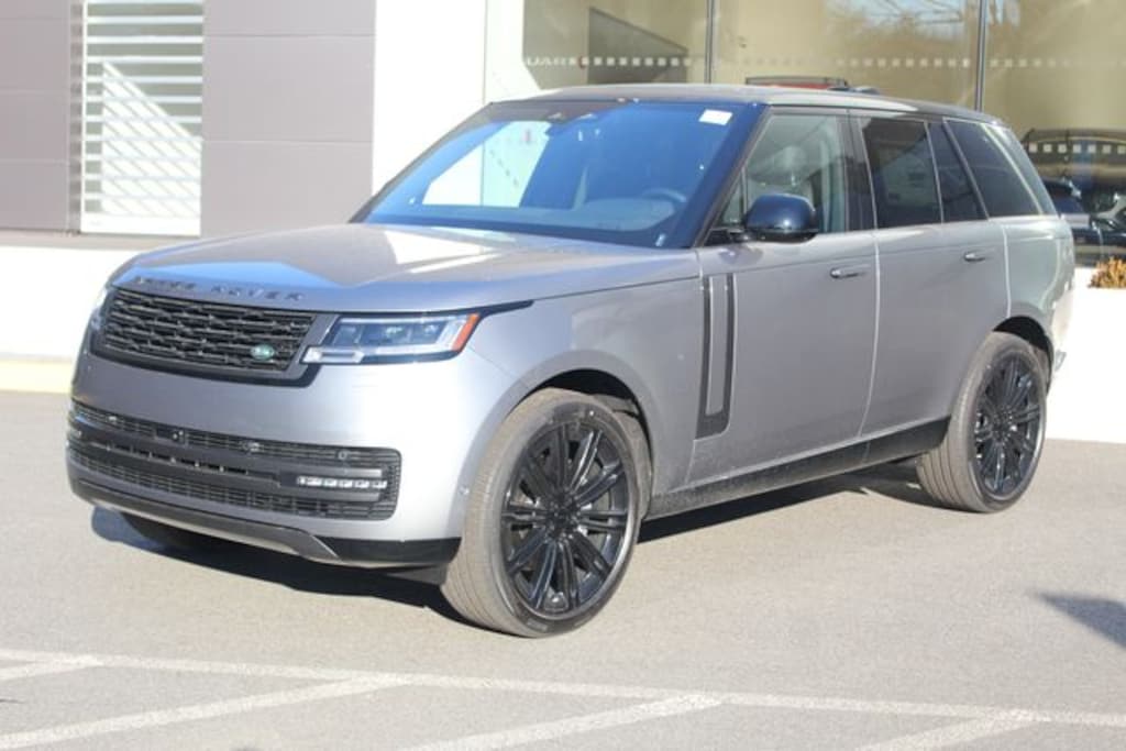 New 2026 Land Rover Range Rover SE SUV