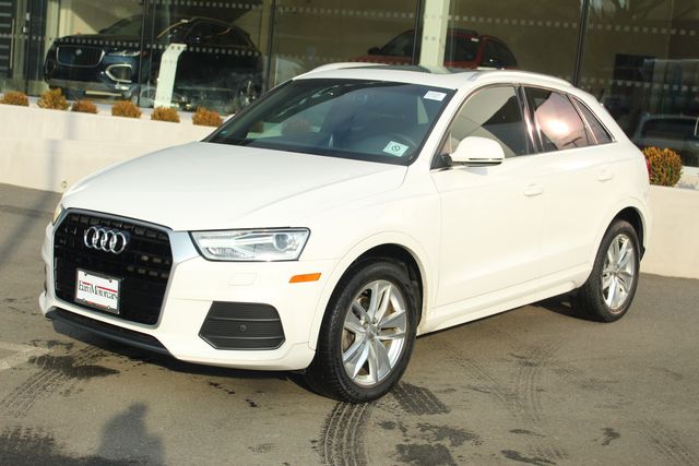 2016 Audi Q3 Premium Plus