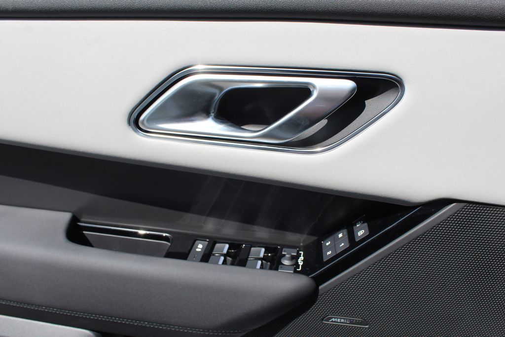2026 Land Rover Range Rover Velar S - Photo 39