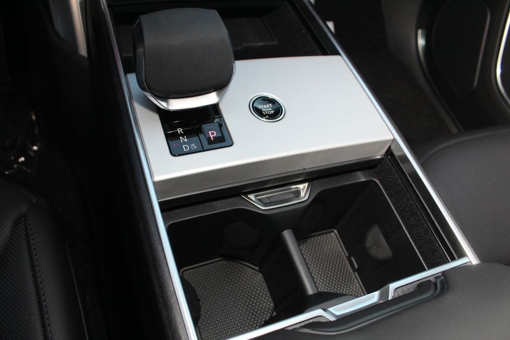 2026 Land Rover Range Rover SE - Photo 23