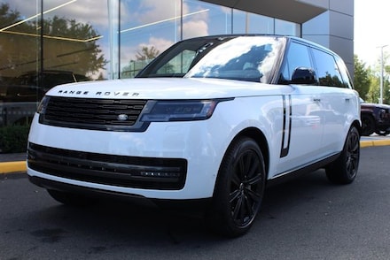 2025 Land Rover Range Rover SE SUV