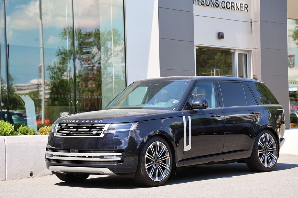 2026 Land Rover Range Rover 4.4 Autobiography LWB 5's photo