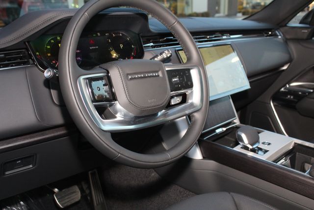 2026 Land Rover Range Rover SE - Photo 14