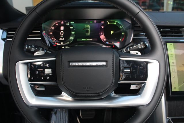 2026 Land Rover Range Rover SE - Photo 17