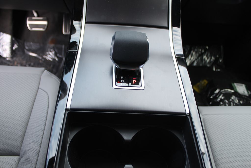 2026 Land Rover Range Rover Velar Dynamic SE - Photo 13