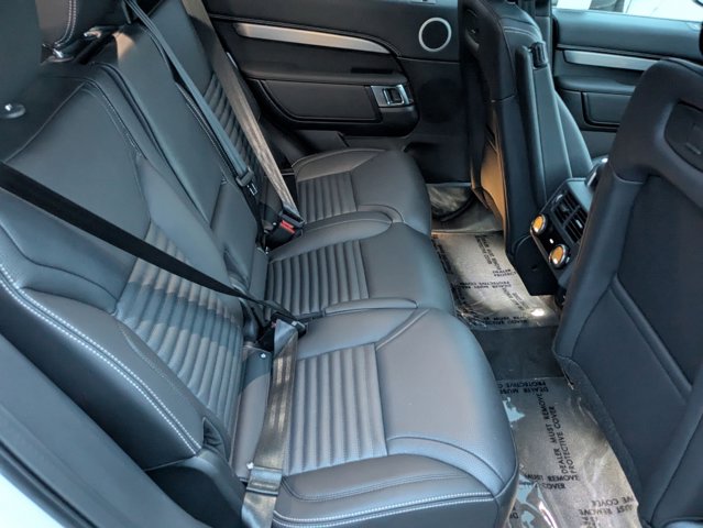 2026 Land Rover Discovery Gemini Edition - Photo 24