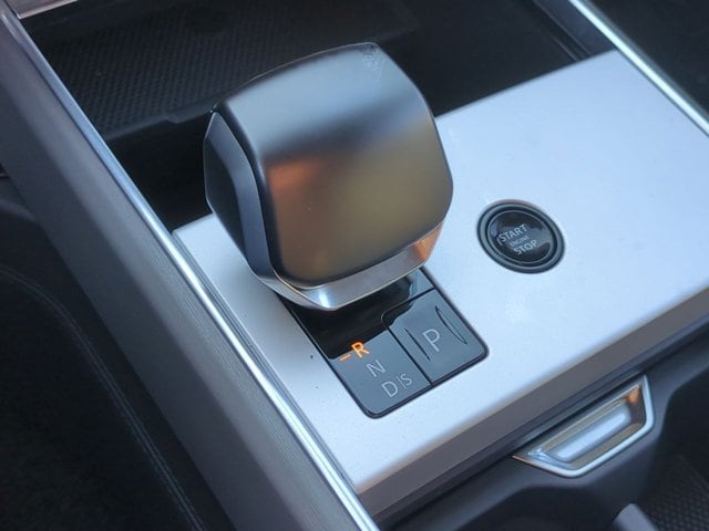 2026 Land Rover Range Rover SV - Photo 18