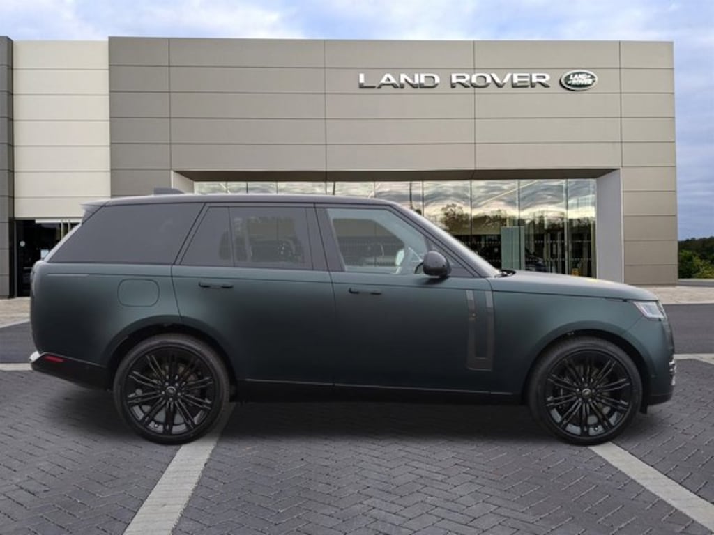 New 2025 Land Rover Range Rover SE 530PS SUV