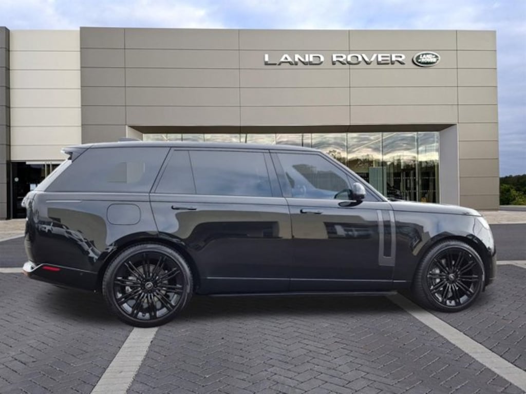 Used 2023 Land Rover Range Rover SE Sport Utility