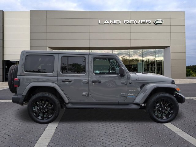 2022 Jeep Wrangler 4xe Unlimited Sahara photo 4