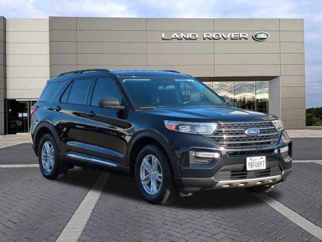 2022 Ford Explorer XLT photo 2