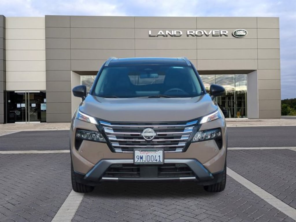 Used 2024 Nissan Rogue SL Sport Utility