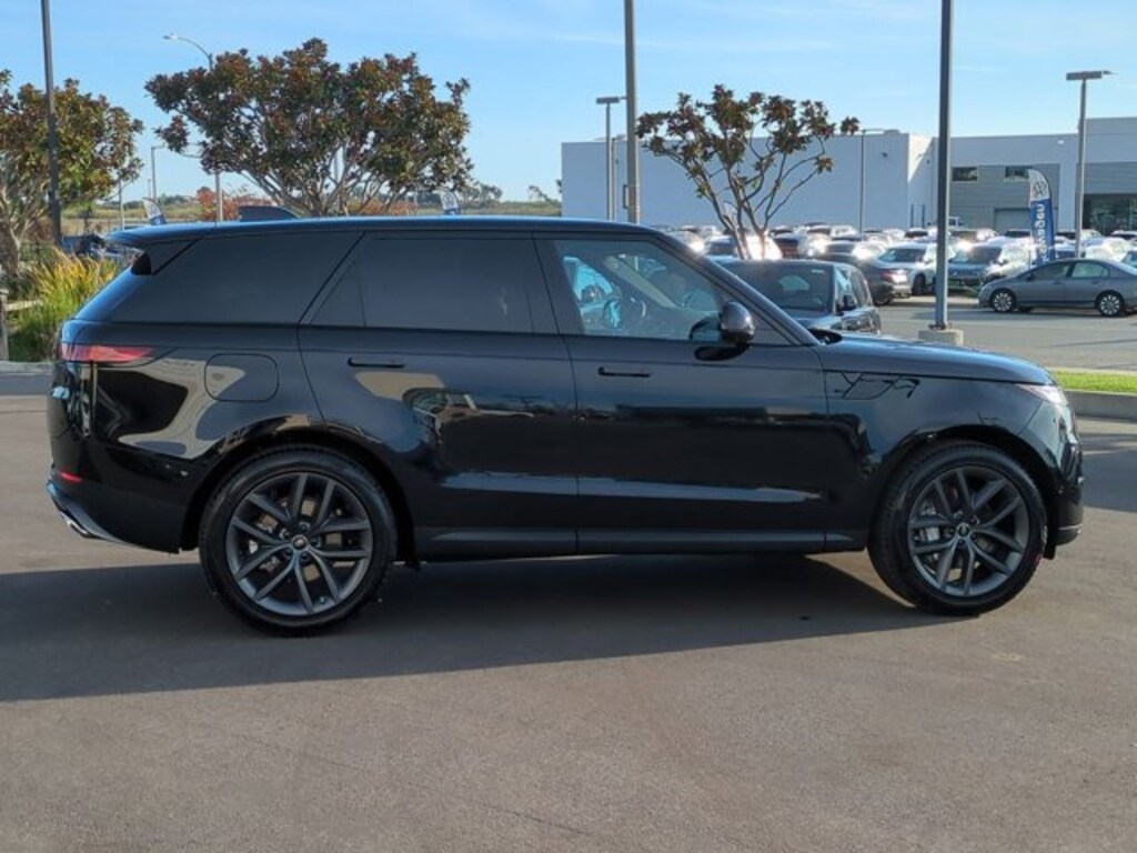 New 2025 Land Rover Range Rover Sport SE Sport Utility