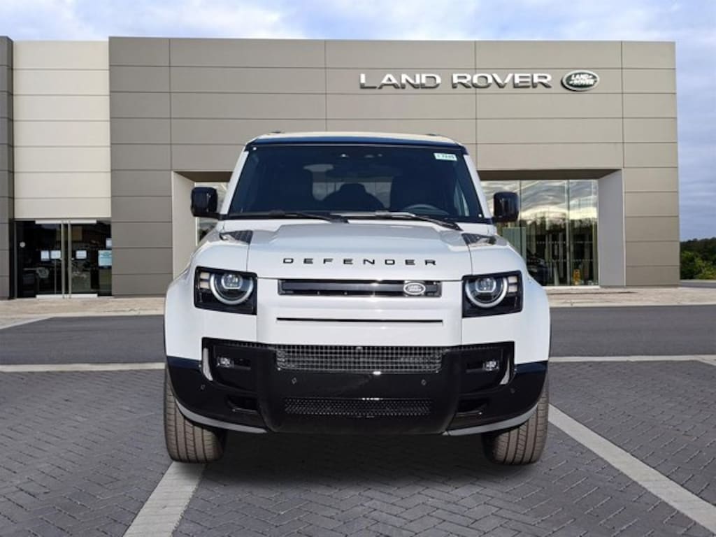 New 2026 Land Rover Defender 110 X-Dynamic SE SUV