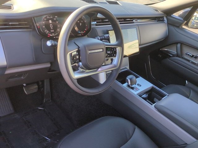 2026 Land Rover Range Rover SV - Photo 9