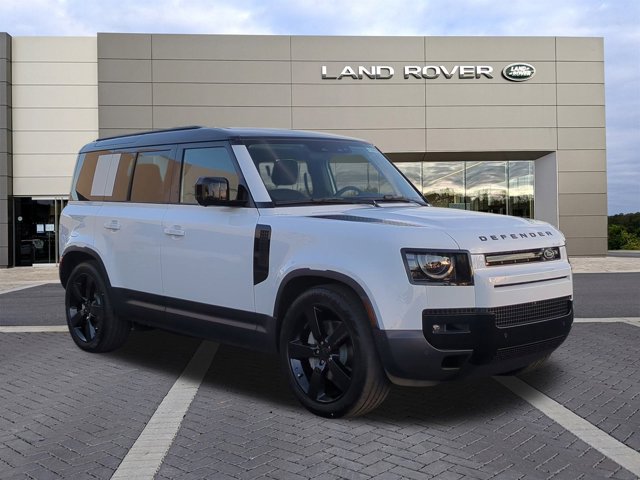 2026 Land Rover Defender S photo 2