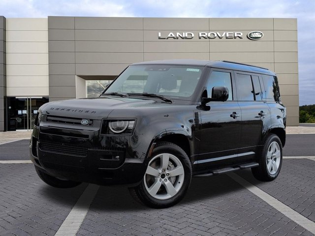 2026 Land Rover Defender 110 X-Dynamic SE P400's photo