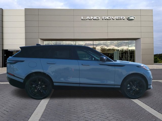 2025 Land Rover Range Rover Velar SE photo 4