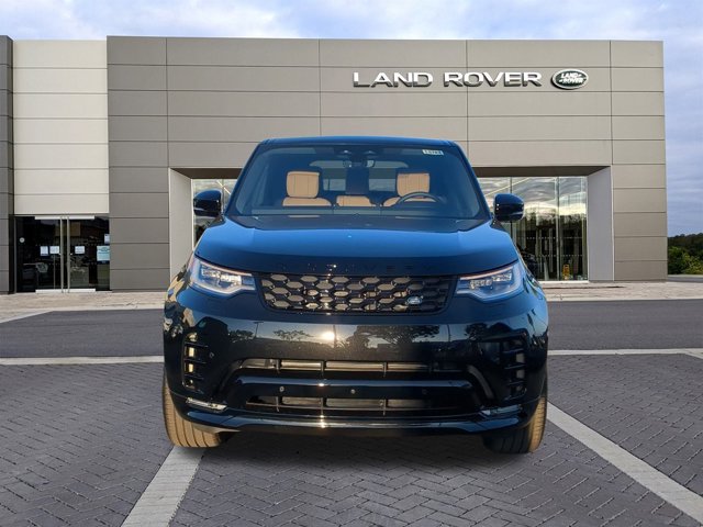 2025 Land Rover Discovery SE photo 2