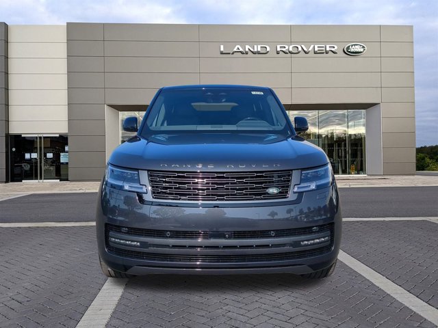 2025 Land Rover Range Rover SE photo 2