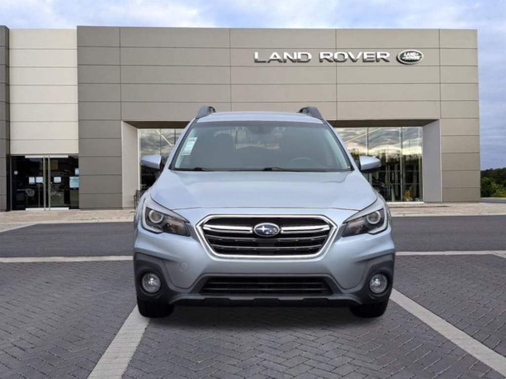 Used 2018 Subaru Outback Limited Sport Utility