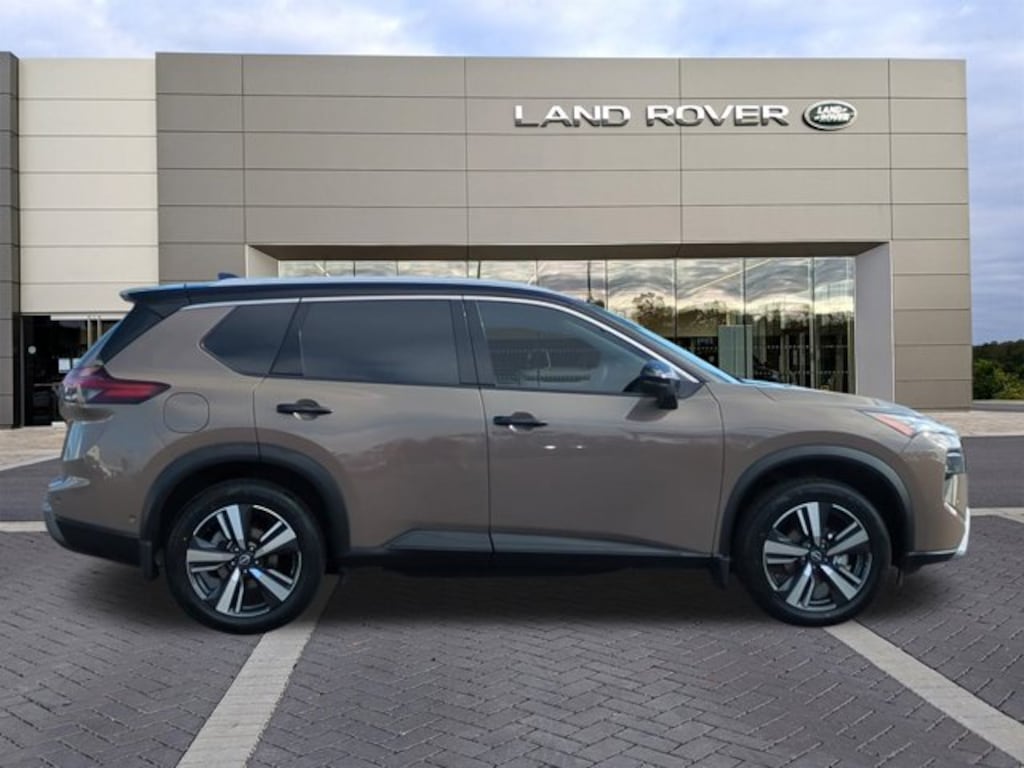 Used 2024 Nissan Rogue SL Sport Utility